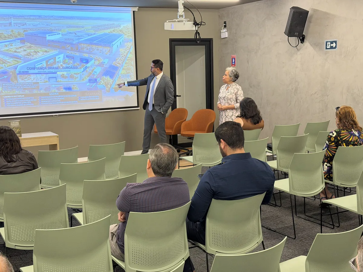 Convívio & Networking — 005 — Registro da coletiva de imprensa Confiance